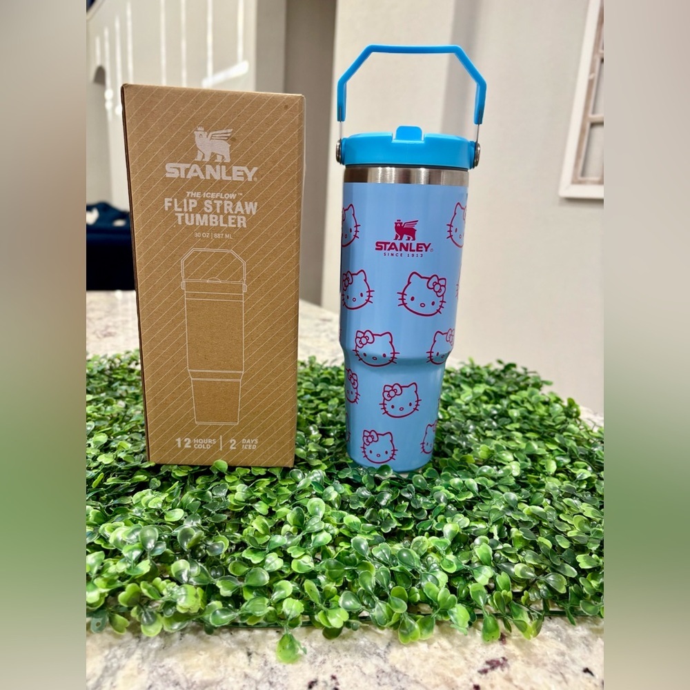 Customized Stanley Pink Tumbler with cute hello kitty Design 30 oz - Picture 1 of 1
